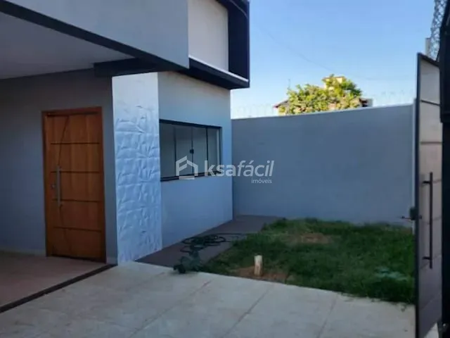 Casa 3 quartos e 3 banheiros, à venda, no bairro Morada dos Deuses em Campo Grande
