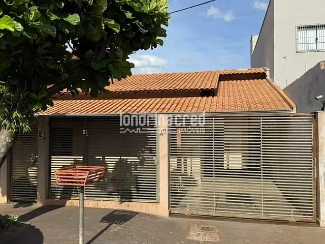Casa com 200m² 3 quartos e 3 banheiros, à venda, no bairro Sebastião de Melo César em Londrina