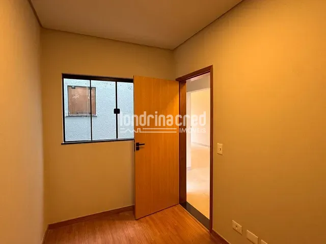 Casa com 125m² 3 quartos e 2 banheiros, à venda, no bairro CONDOMÍNIO MORADA DAS FLORES em Cambé