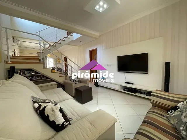 Casa com 252m² 3 quartos e 5 banheiros, à venda, no bairro Urbanova em São José dos Campos