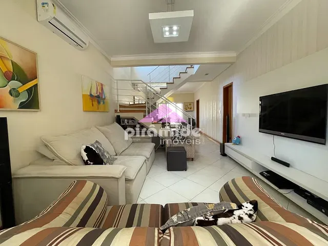 Casa com 252m² 3 quartos e 5 banheiros, à venda, no bairro Urbanova em São José dos Campos
