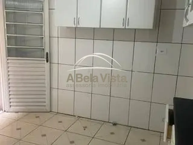 Casa 2 quartos e 2 banheiros, para alugar, no bairro Bela Vista em Osasco