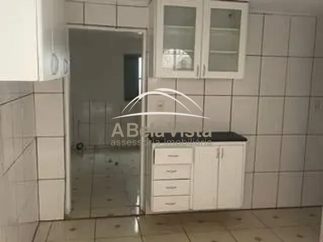 Casa 2 quartos e 2 banheiros, para alugar, no bairro Bela Vista em Osasco