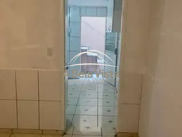 Casa 2 quartos e 2 banheiros, para alugar, no bairro Bela Vista em Osasco