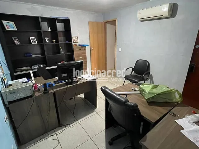Casa com 312m² 2 quartos e 2 banheiros, à venda, no bairro JARDIM ALIANÇA em Londrina