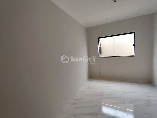 Casa com 120m² 2 quartos e 1 banheiro, à venda, no bairro Guanandi em Campo Grande