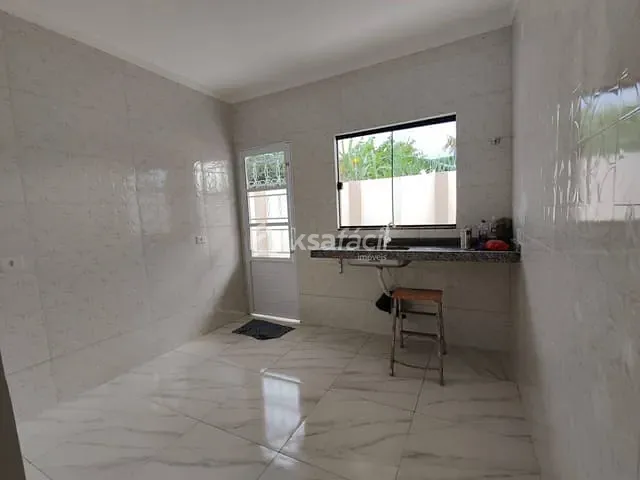 Casa com 120m² 2 quartos e 1 banheiro, à venda, no bairro Guanandi em Campo Grande