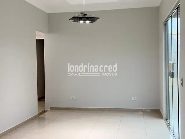Casa com 300m² 3 quartos e 3 banheiros, à venda, no bairro Jardim Santa Adelaide em Cambé