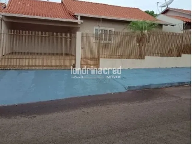 Casa com 300m² 3 quartos e 1 banheiro, à venda, no bairro Jardim Casa Grande em Cambé