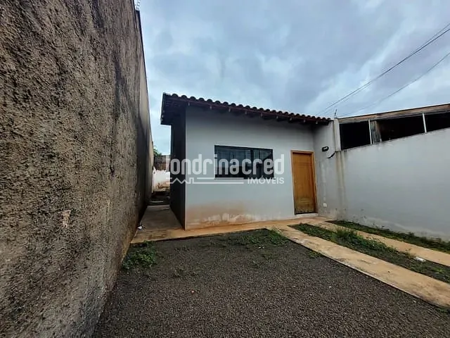 Casa com 125m² 3 quartos e 2 banheiros, à venda, no bairro Indusville em Londrina