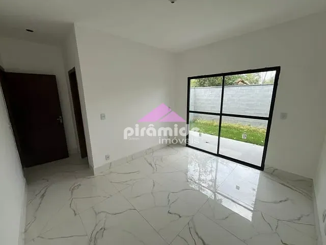 Casa com 195m², à venda, no bairro Vila São Paulo em Mogi das Cruzes