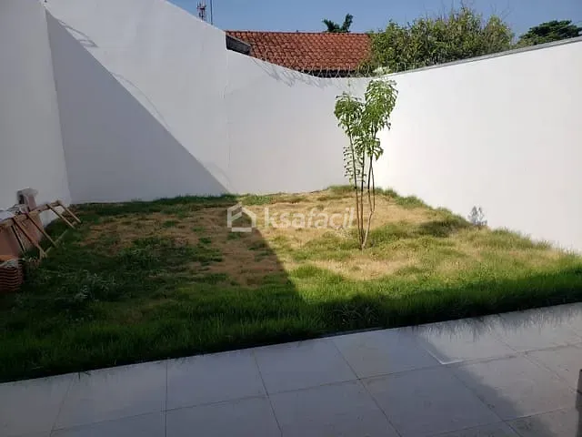 Casa com 180m² 2 quartos e 2 banheiros, à venda, no bairro Guanandi em Campo Grande