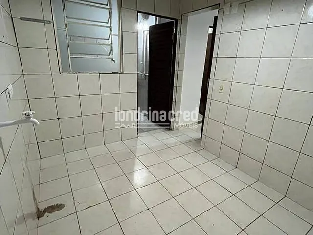 Casa com 70m² 3 quartos e 1 banheiro, à venda, no bairro RESIDENCIAL ILHA BELA em Londrina