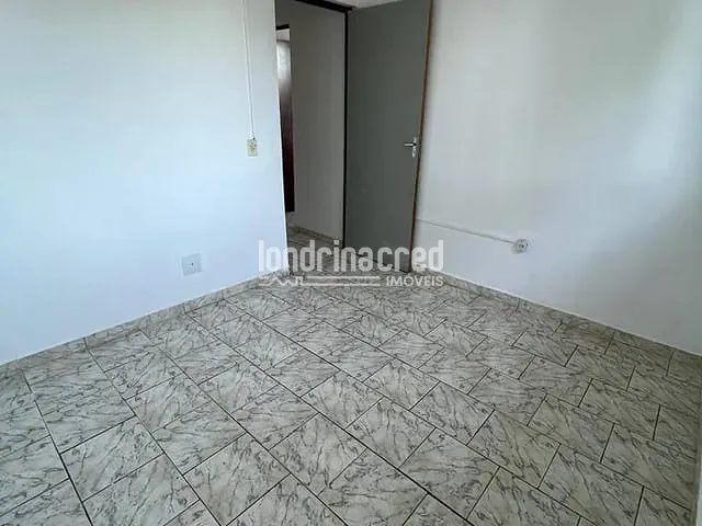 Casa com 70m² 3 quartos e 1 banheiro, à venda, no bairro RESIDENCIAL ILHA BELA em Londrina