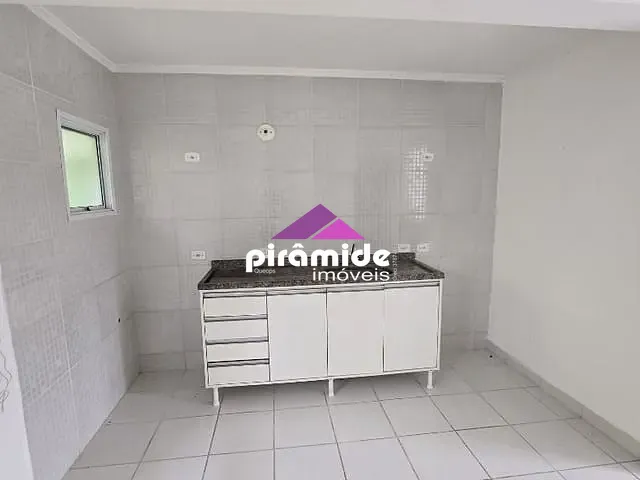 Casa com 70m² 2 quartos e 1 banheiro, à venda, no bairro Eugênio de Mello em São José dos Campos