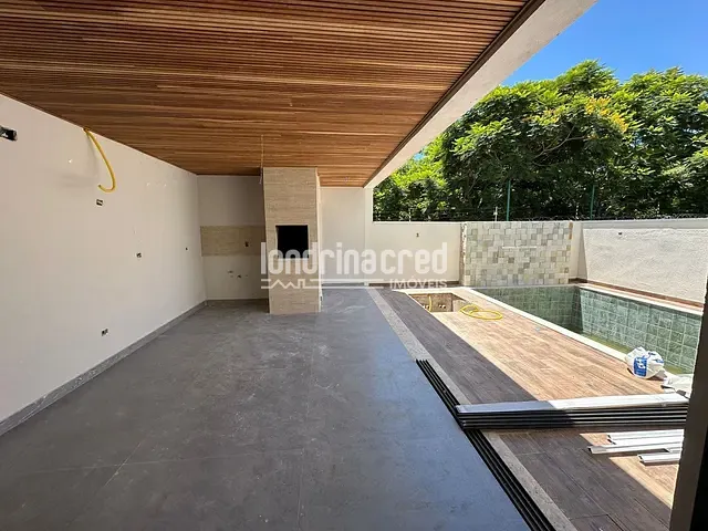 Casa com 250m² 3 quartos e 5 banheiros, à venda, no bairro Condominio Bella Vitta em Londrina