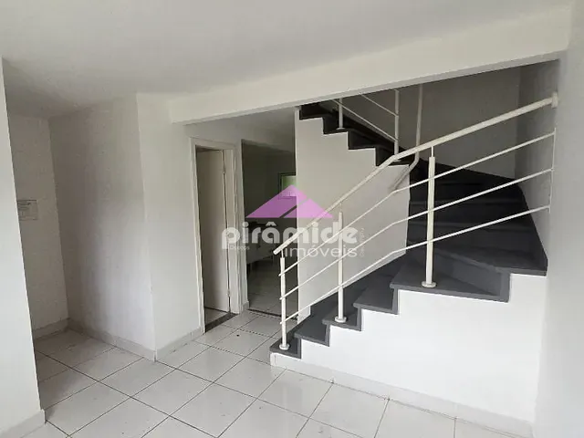 Casa com 70m² 2 quartos e 1 banheiro, à venda, no bairro Jardim Paulista em São José dos Campos