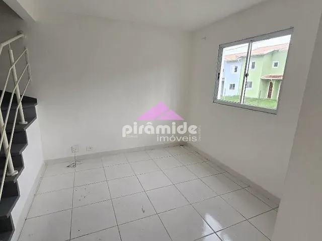 Casa com 70m² 2 quartos e 1 banheiro, à venda, no bairro Jardim Paulista em São José dos Campos