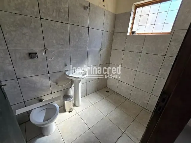 Casa 4 quartos e 5 banheiros, à venda, no bairro Jardim Nápoles em Londrina