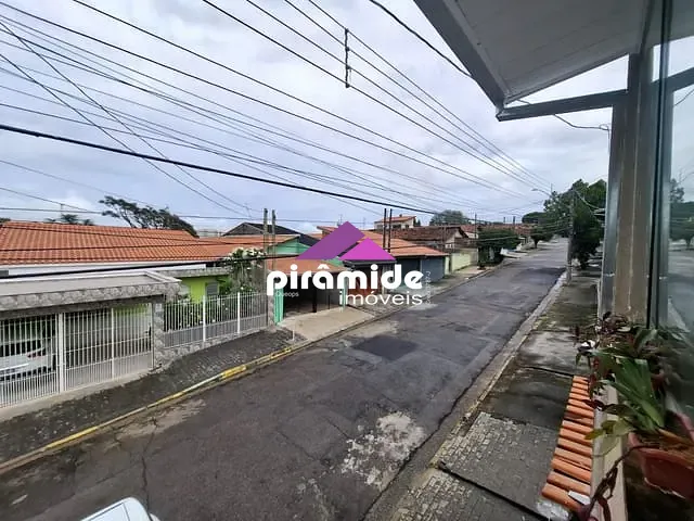 Casa com 125m² 2 quartos e 2 banheiros, à venda, no bairro Bosque dos Eucaliptos em São José dos Campos