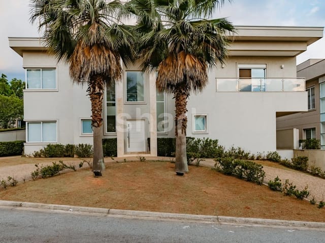 Casa com 850m² 7 quartos e 10 banheiros, à venda ou para alugar, no bairro Alphaville em Santana de Parnaíba