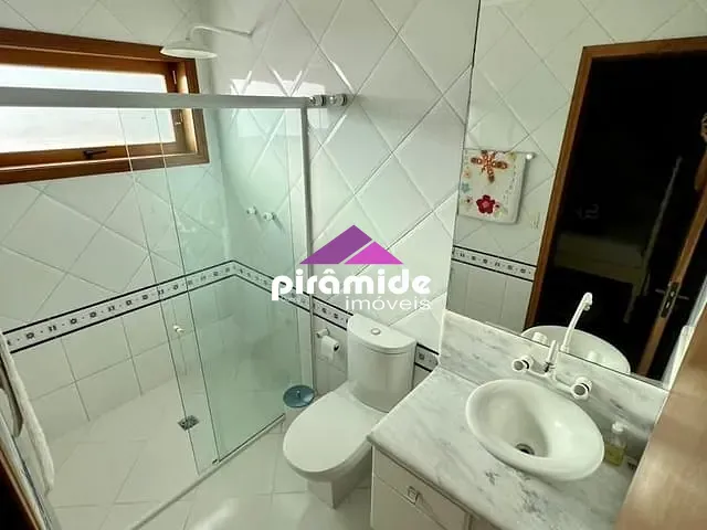 Casa com 450m², à venda, no bairro Jardim Esplanada em São José dos Campos
