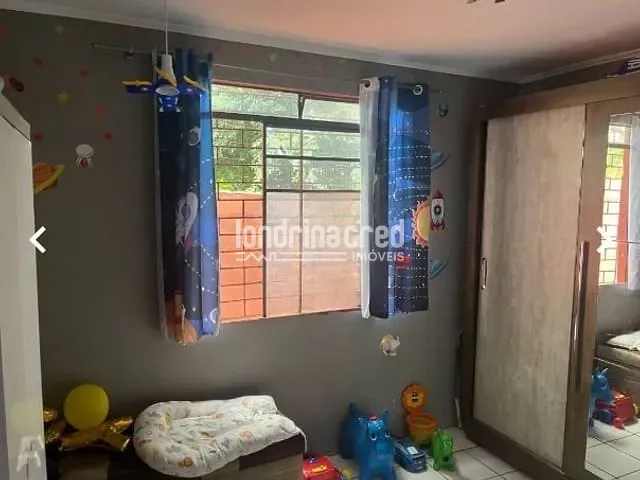 Casa 2 quartos e 1 banheiro, à venda, no bairro Bandeirantes em Londrina