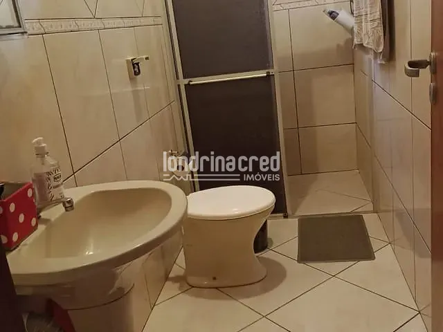 Casa 3 quartos e 1 banheiro, à venda, no bairro Monte Belo em Londrina
