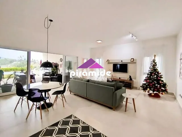 Casa com 1000m² 3 quartos e 5 banheiros, à venda, no bairro Loteamento Residencial Parque Lago Dourado em Jacareí