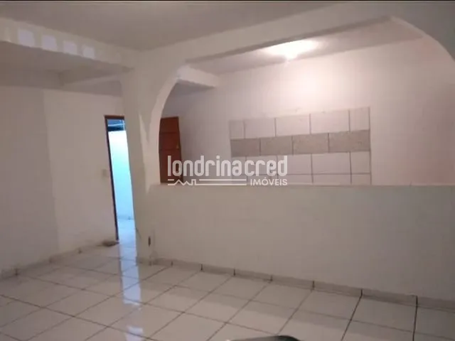 Casa 4 quartos e 3 banheiros, à venda, no bairro Cafezal em Londrina