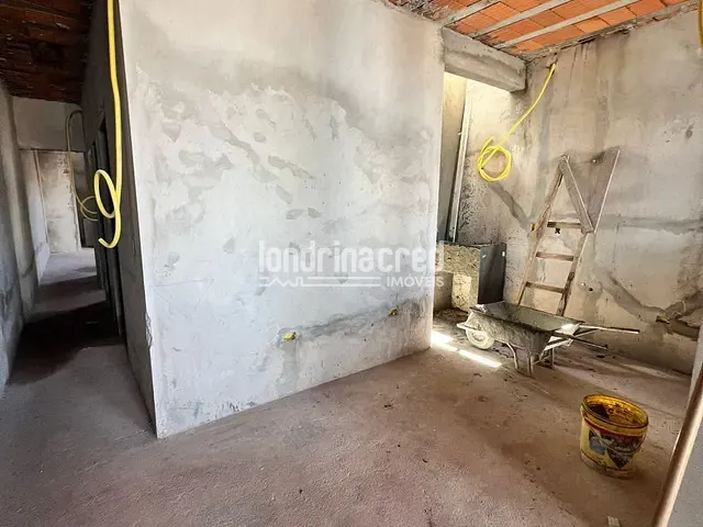 Casa 3 quartos e 2 banheiros, à venda, no bairro PARQUE TAUÁ em Londrina