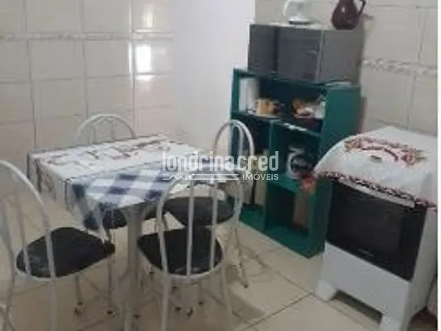 Casa com 250m² 1 quarto e 1 banheiro, à venda, no bairro Jardim Planalto em Londrina