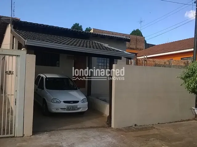 Casa com 250m² 4 quartos e 8 banheiros, à venda, no bairro Hedy em Londrina