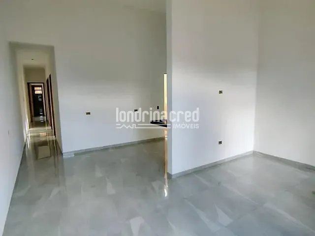 Casa com 125m² 3 quartos e 2 banheiros, à venda, no bairro Conjunto Farid Libos em Londrina