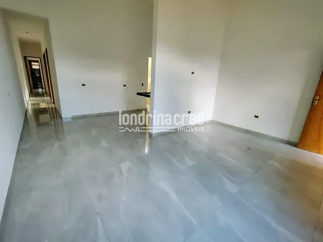Casa com 125m² 3 quartos e 2 banheiros, à venda, no bairro Conjunto Farid Libos em Londrina