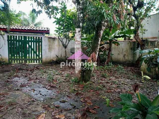 Casa com 360m² 2 quartos e 2 banheiros, à venda, no bairro Massaguaçu em Caraguatatuba