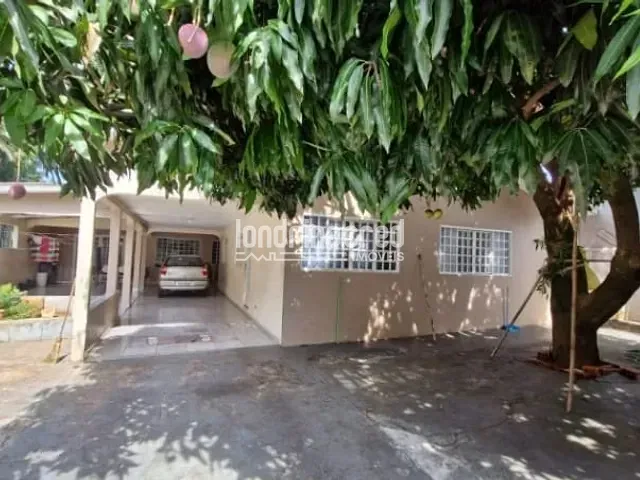 Casa 3 quartos e 2 banheiros, à venda, no bairro CONJ JOSÉ PIRES DE GODOY em Ibiporã