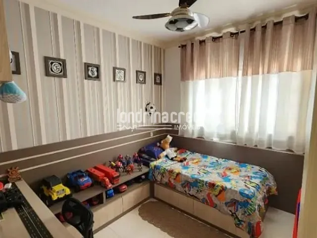 Casa com 250m² 3 quartos e 2 banheiros, à venda, no bairro Conjunto Café em Londrina