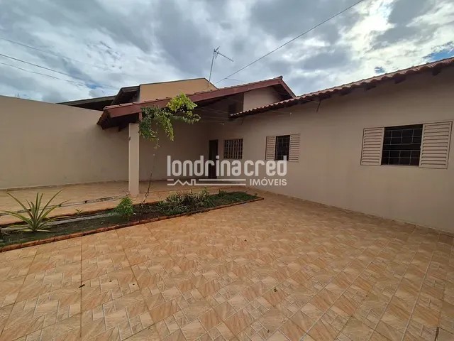 Casa com 176m² 3 quartos e 1 banheiro, à venda, no bairro Jardim Vale do Cedro em Londrina