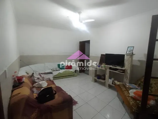 Casa com 520m² 4 quartos e 3 banheiros, à venda, no bairro Morro do Algodão em Caraguatatuba