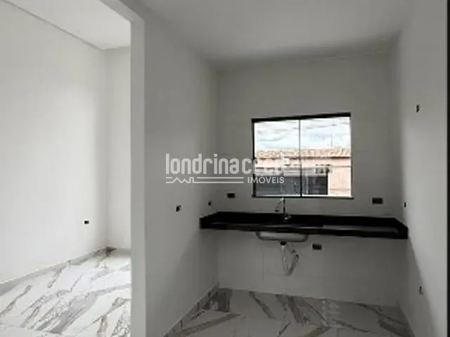 Casa com 125m² 3 quartos e 2 banheiros, à venda, no bairro Ouro Verde em Londrina