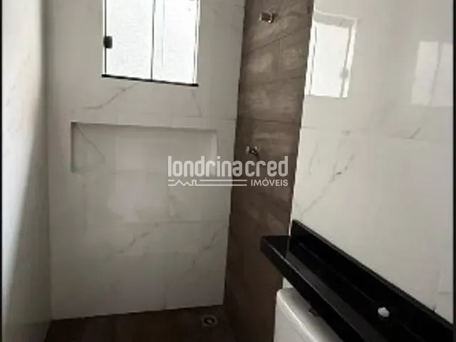 Casa com 125m² 3 quartos e 2 banheiros, à venda, no bairro Ouro Verde em Londrina