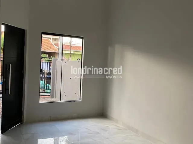 Casa com 125m² 2 quartos e 1 banheiro, à venda, no bairro Residencial Vila Romana em Londrina