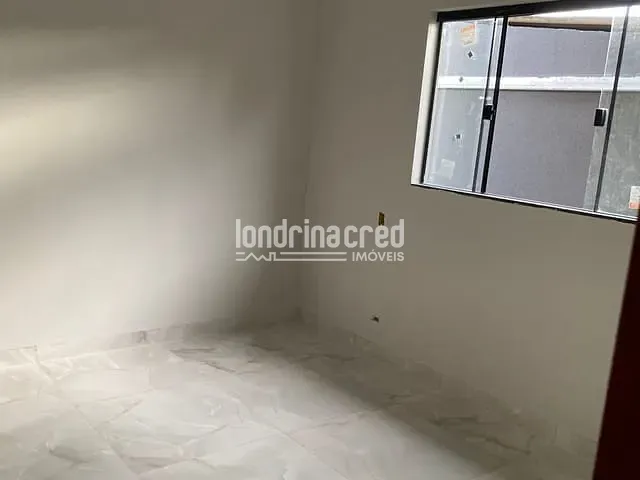 Casa com 125m² 2 quartos e 1 banheiro, à venda, no bairro Residencial Vila Romana em Londrina