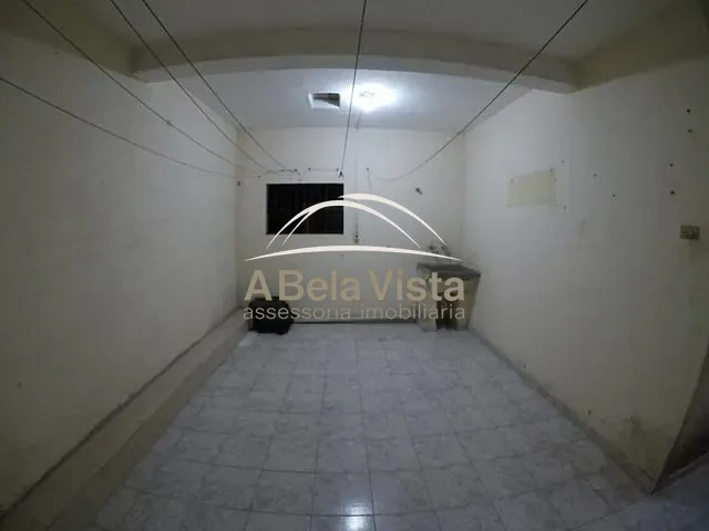 Casa 2 quartos e 2 banheiros, para alugar, no bairro Novo Osasco em Osasco