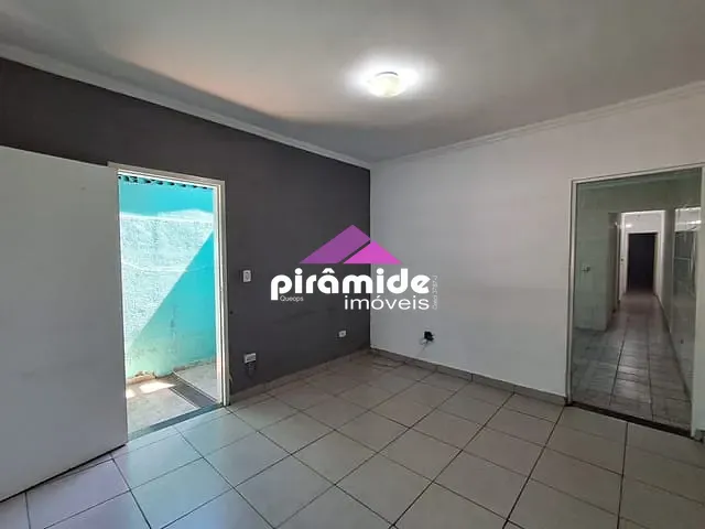 Casa com 125m² 2 quartos e 1 banheiro, à venda, no bairro Campos de São José em São José dos Campos