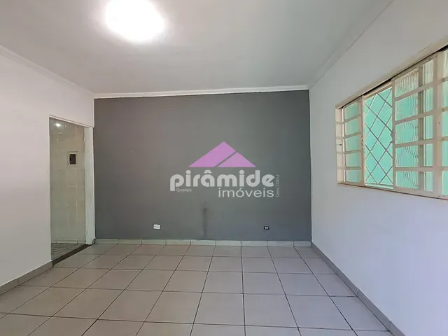Casa com 125m² 2 quartos e 1 banheiro, à venda, no bairro Campos de São José em São José dos Campos