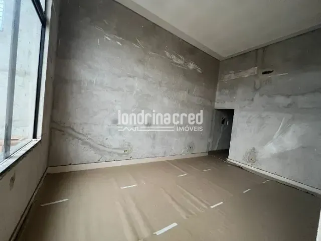 Casa com 125m² 3 quartos e 2 banheiros, à venda, no bairro PIONEIROS em Londrina