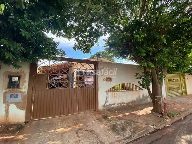 Casa com 250m² 2 quartos e 1 banheiro, à venda, no bairro Guanandi II em Campo Grande