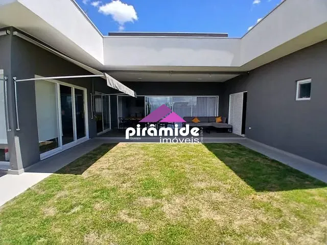 Casa com 603m² 3 quartos e 4 banheiros, à venda, no bairro Urbanova em São José dos Campos